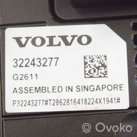 Volvo S90, V90 Etupuskurin kamera 32243277