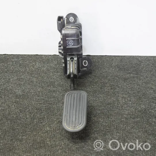 Toyota Hilux (AN10, AN20, AN30) Accelerator throttle pedal VN1988003711