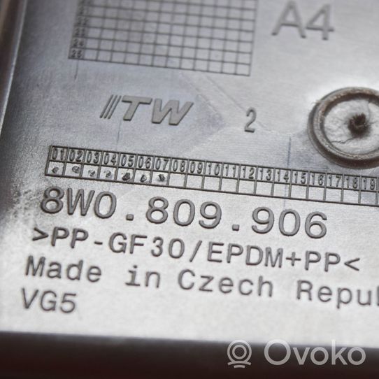 Audi A4 S4 B9 Tappo cornice del serbatoio 8W0010508M