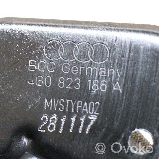 Audi Q3 8U Konepellin lukituksen salpahaka 4G0823186A