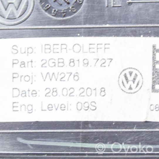 Volkswagen T-Roc Kojelaudan tuuletussuuttimen suojalista 2GB819727