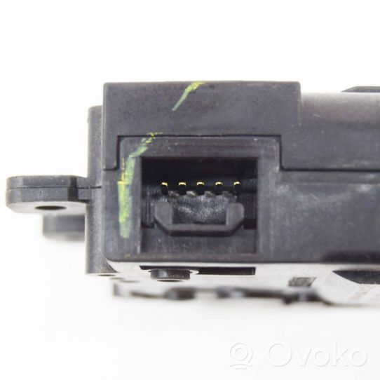 Toyota RAV 4 (XA50) Air flap motor/actuator 0638002031