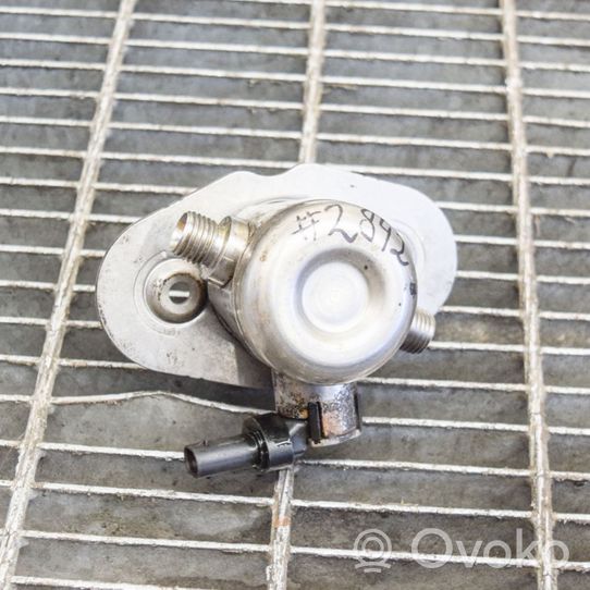 BMW 2 F22 F23 Pompe d'injection de carburant à haute pression 0261520258