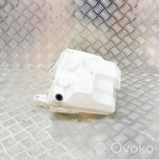 Ford Focus Vaschetta liquido lavafari E9001024