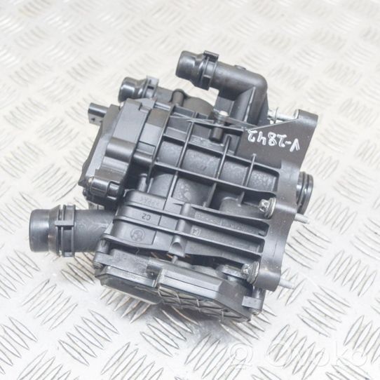 BMW 3 G20 G21 Thermostat 8642560