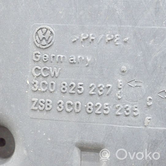 Volkswagen PASSAT B6 Protezione anti spruzzi/sottoscocca del motore 3C0825235