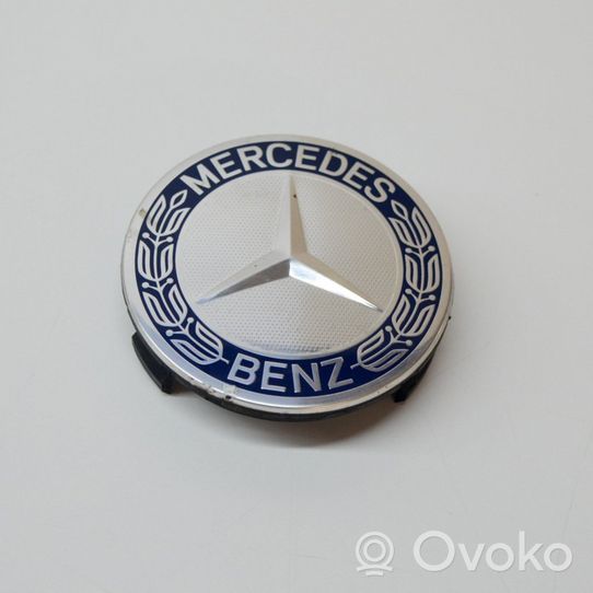 Mercedes-Benz C W205 Kołpaki oryginalne R12 A1714000025