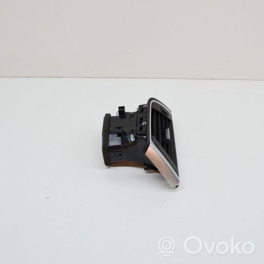 BMW 3 F30 F35 F31 Lango oro grotelės 9346226