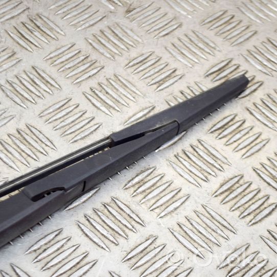 Opel Zafira C Rear wiper blade arm 