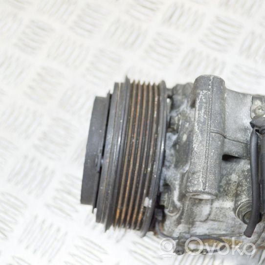 Mercedes-Benz C W205 Ilmastointilaitteen kompressorin pumppu (A/C) A0008304400