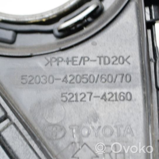 Toyota RAV 4 (XA40) Etupuskurin alempi jäähdytinsäleikkö 5203042050
