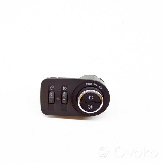 Opel Grandland X Light switch 17018932