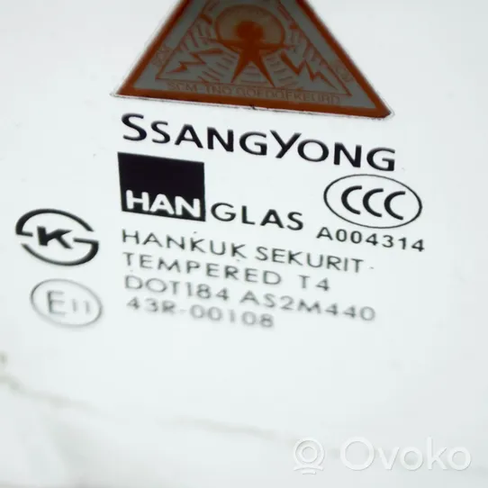 SsangYong Rexton Etuoven ikkunalasi, neliovinen malli DOT184