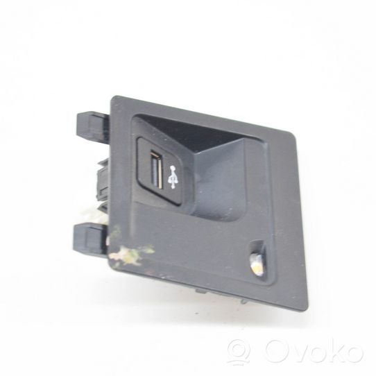 BMW X3 G01 Gniazdo / Złącze USB 9366765