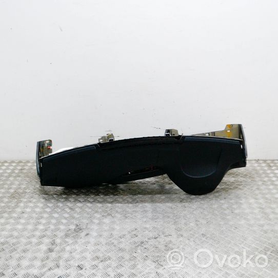 BMW 3 F30 F35 F31 Kojelauta 9218491