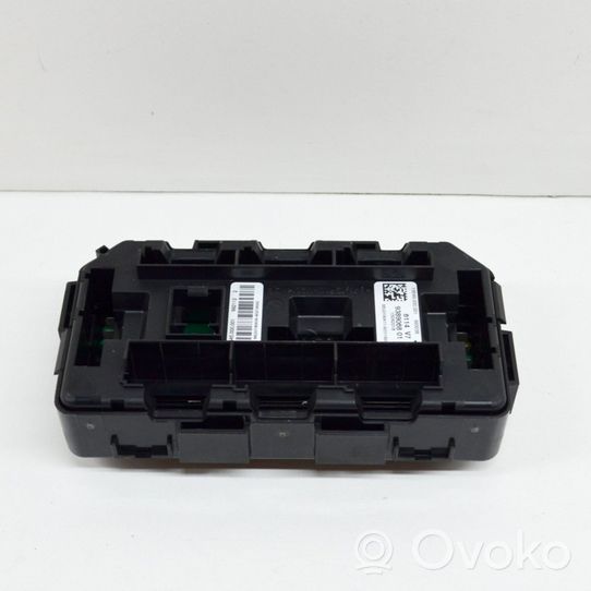 BMW 2 F22 F23 Saugiklių dėžė (komplektas) 9389068