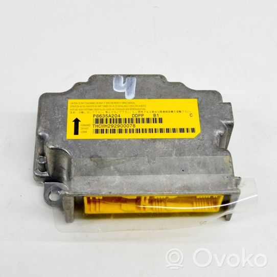 Mitsubishi Outlander Oro pagalvių valdymo blokas P8635A204