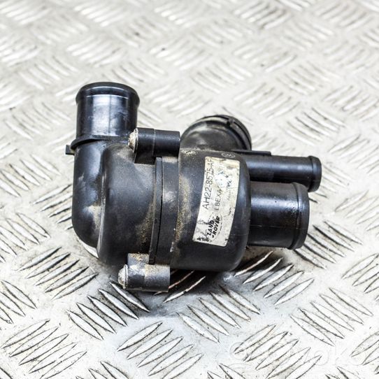 Land Rover Discovery 4 - LR4 Thermostat AH228K515AA