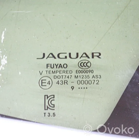 Jaguar E-Pace Fenêtre latérale avant / vitre triangulaire J9C32600