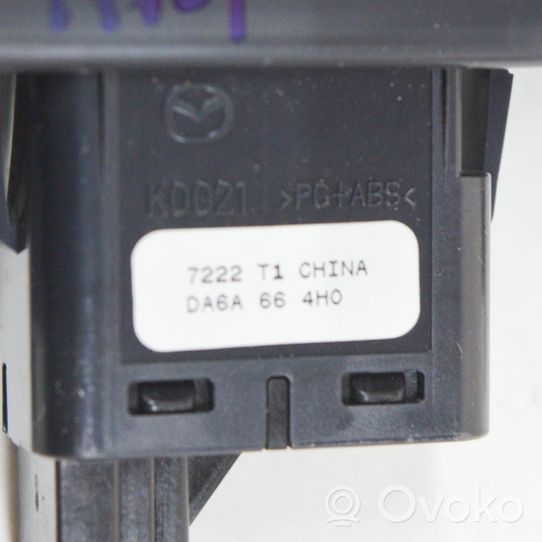 Mazda CX-3 Przycisk świateł awaryjnych DA6A664H0