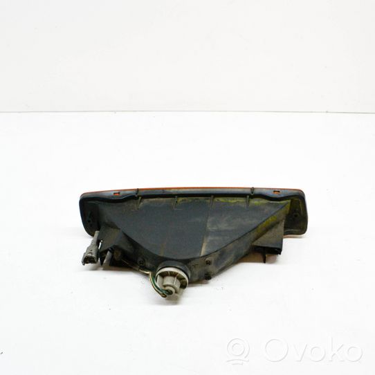 Toyota Land Cruiser (FJ80) Indicatore di direzione anteriore 