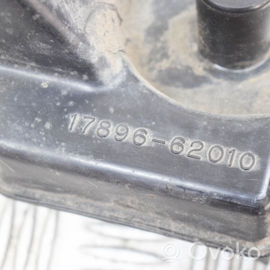 Toyota Land Cruiser (HDJ90) Rezonator / Dolot powietrza 1789662010