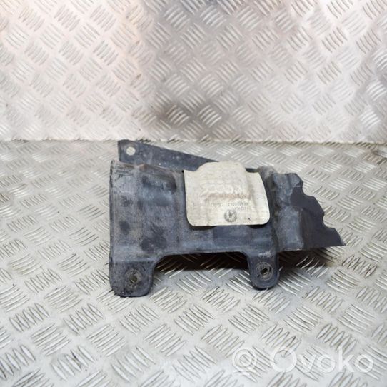 Land Rover Discovery 4 - LR4 Protezione inferiore del serbatoio del carburante 5H2216049BA