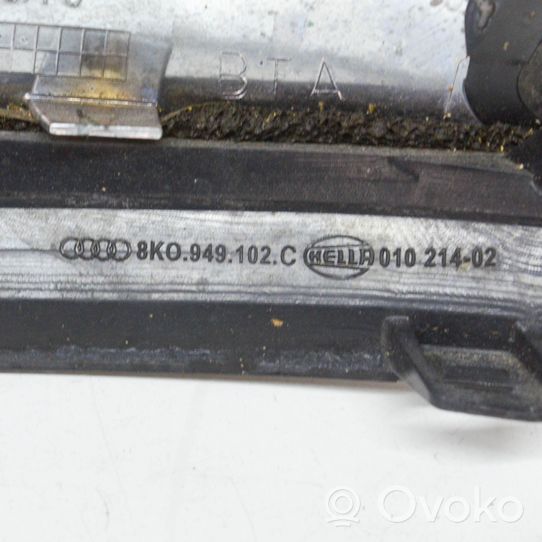 Audi A4 S4 B8 8K Veidrodėlio plastikinė apdaila (dvidurio) 8F0857528C