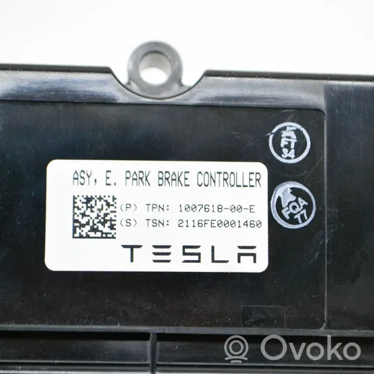 Tesla Model S Aizmugurējo bremžu (EMF) vadības bloks 100761800E