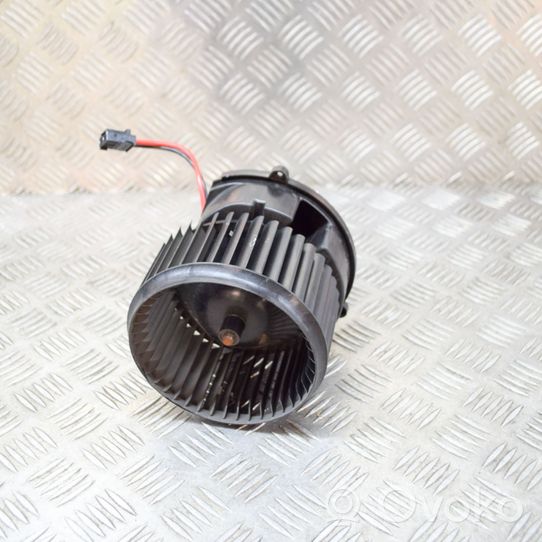 BMW i3 Ventola riscaldamento/ventilatore abitacolo CZ1163602027