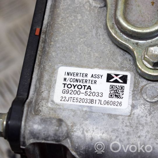 Toyota Yaris Convertisseur / inversion de tension inverseur G920152013