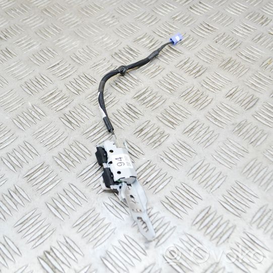 Toyota C-HR Amplificateur d'antenne 86101F4010