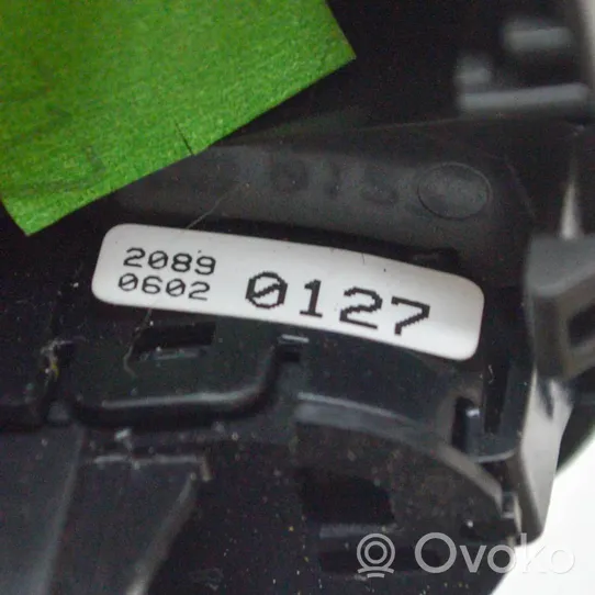 Opel Zafira C Autres commutateurs / boutons / leviers 20925927