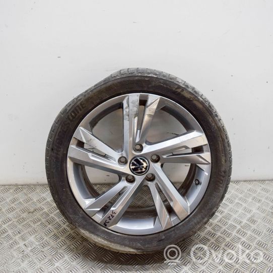 Volkswagen Golf VIII Jante alliage R17 5H0601025AF