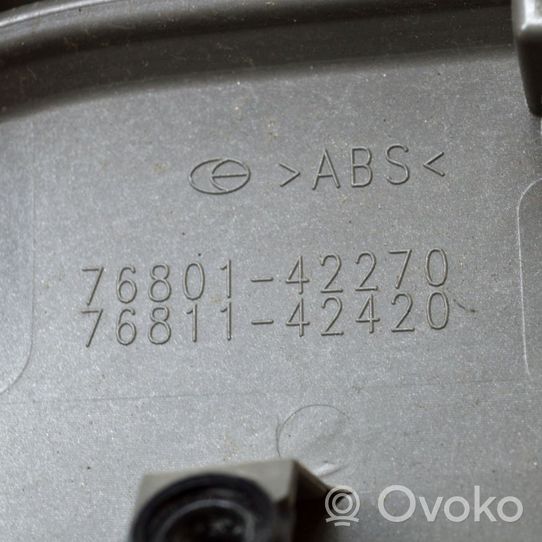 Suzuki SX4 S-Cross Listwa oświetlenie tylnej tablicy rejestracyjnej 7680142270