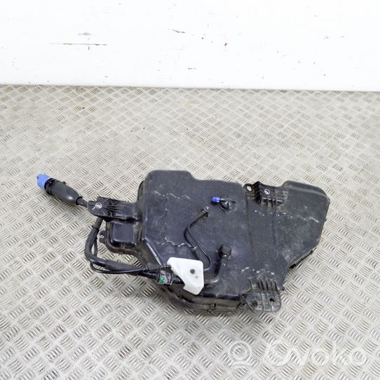 Audi Q3 8U Zbiornik płynu AdBlue 0444040011