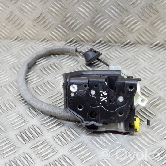 Audi Q3 8U Etuoven lukko 8J2837015E