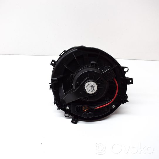 Volkswagen Golf VIII Ventola riscaldamento/ventilatore abitacolo 5WA907521