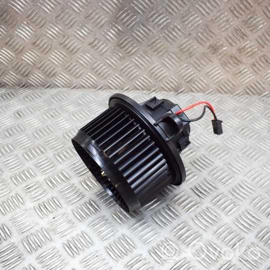 Volvo XC40 Ventola riscaldamento/ventilatore abitacolo 31497511