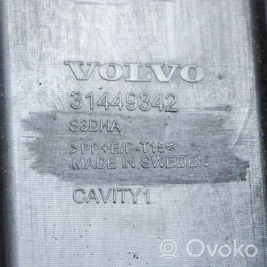 Volvo XC40 Mascherina inferiore del paraurti anteriore 31449342