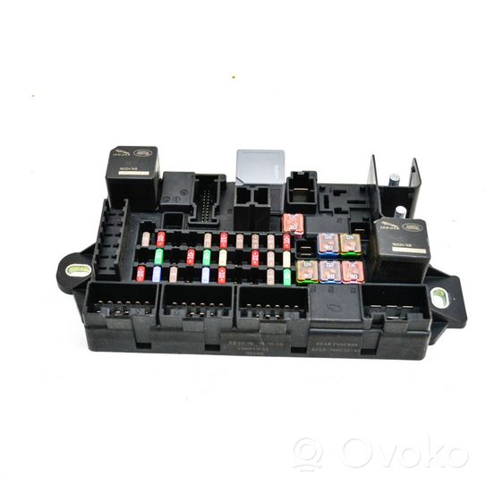 Jaguar F-Type Relay mounting block GX5314N030AC