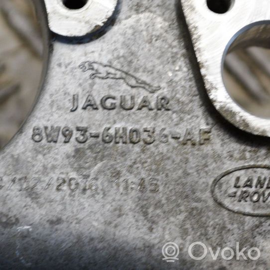Jaguar F-Type Inna część głowicy cylindra 8W936H036AF