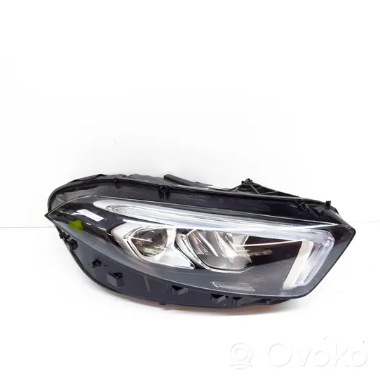 Mercedes-Benz A W177 Lampa przednia MDE89132B