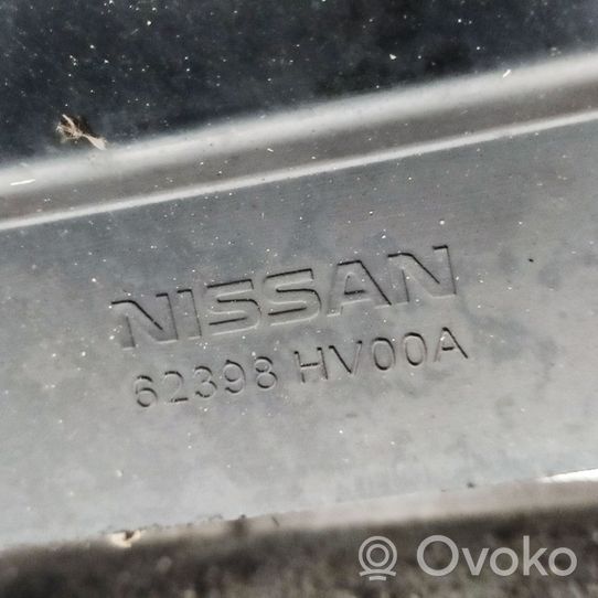 Nissan Qashqai Pannello di supporto del radiatore (usato) 62398HV00A