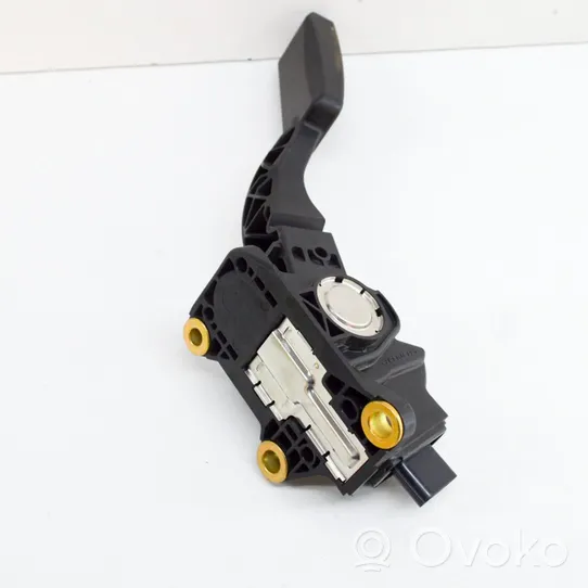 Honda CR-V Pedal del acelerador 17800TNYE01