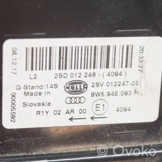 Audi A4 S4 B9 Lampy tylnej klapy bagażnika 2SV01224725
