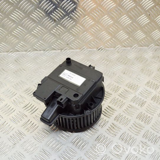 Audi Q5 SQ5 Ventola riscaldamento/ventilatore abitacolo CZ998010