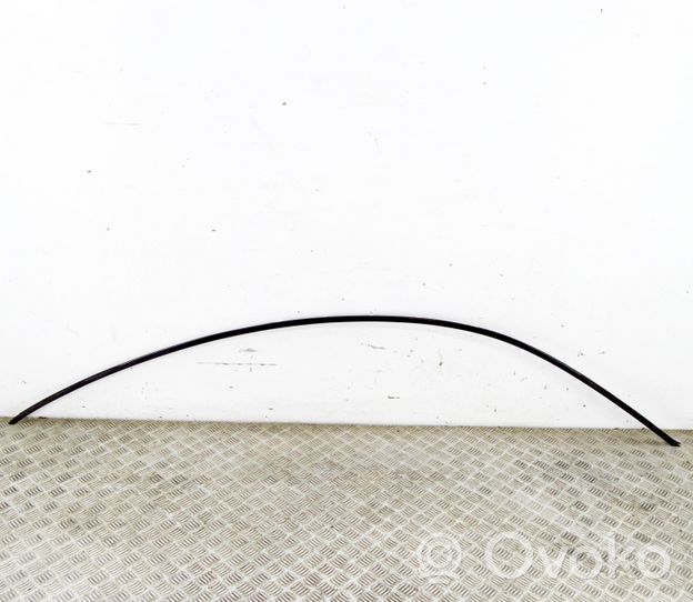 Mercedes-Benz C W205 Dekoratīva jumta lenta – "moldings" 
