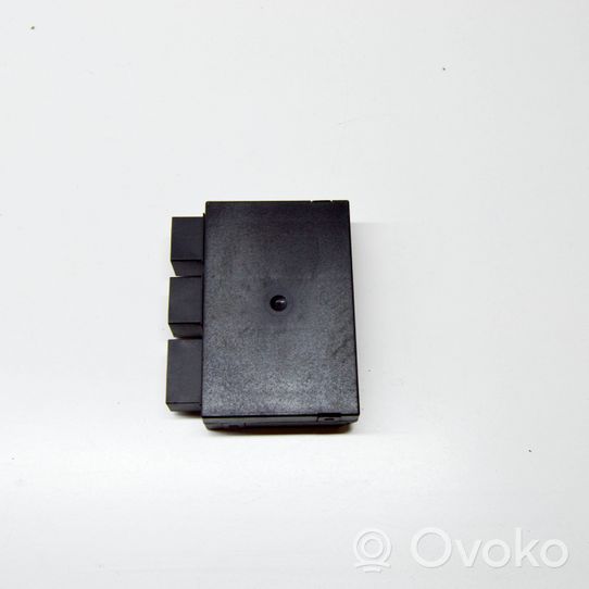 Audi A6 S6 C6 4F Vetokoukun ohjainlaite/moduuli 4F0907383B