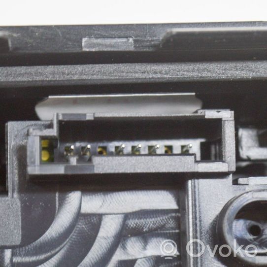 BMW 2 F45 Przyciski / Przełącznik regulacji głośności 9371455